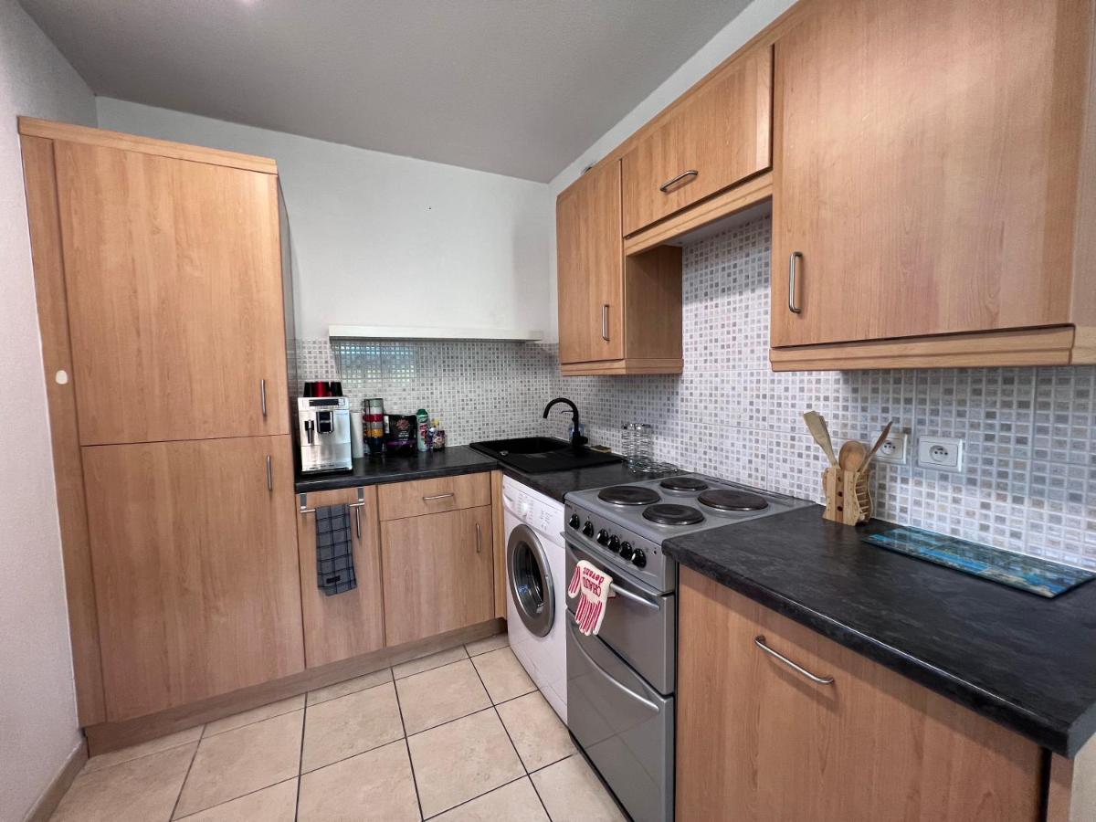 Appartement T2 Avec Jardin Prive, Piscine Et Barbecue Lorgues Exterior photo